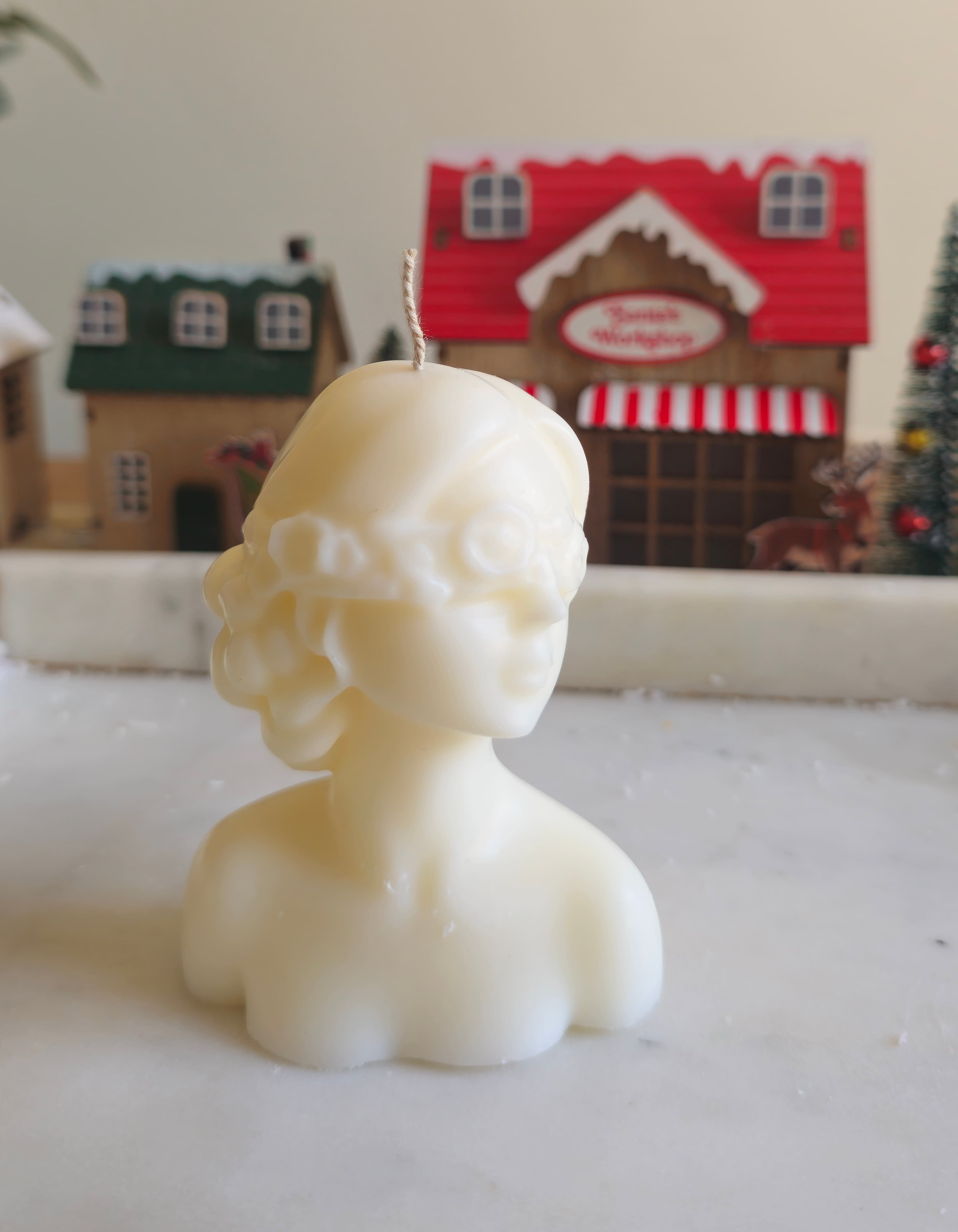 Blindfolded Lady Candle