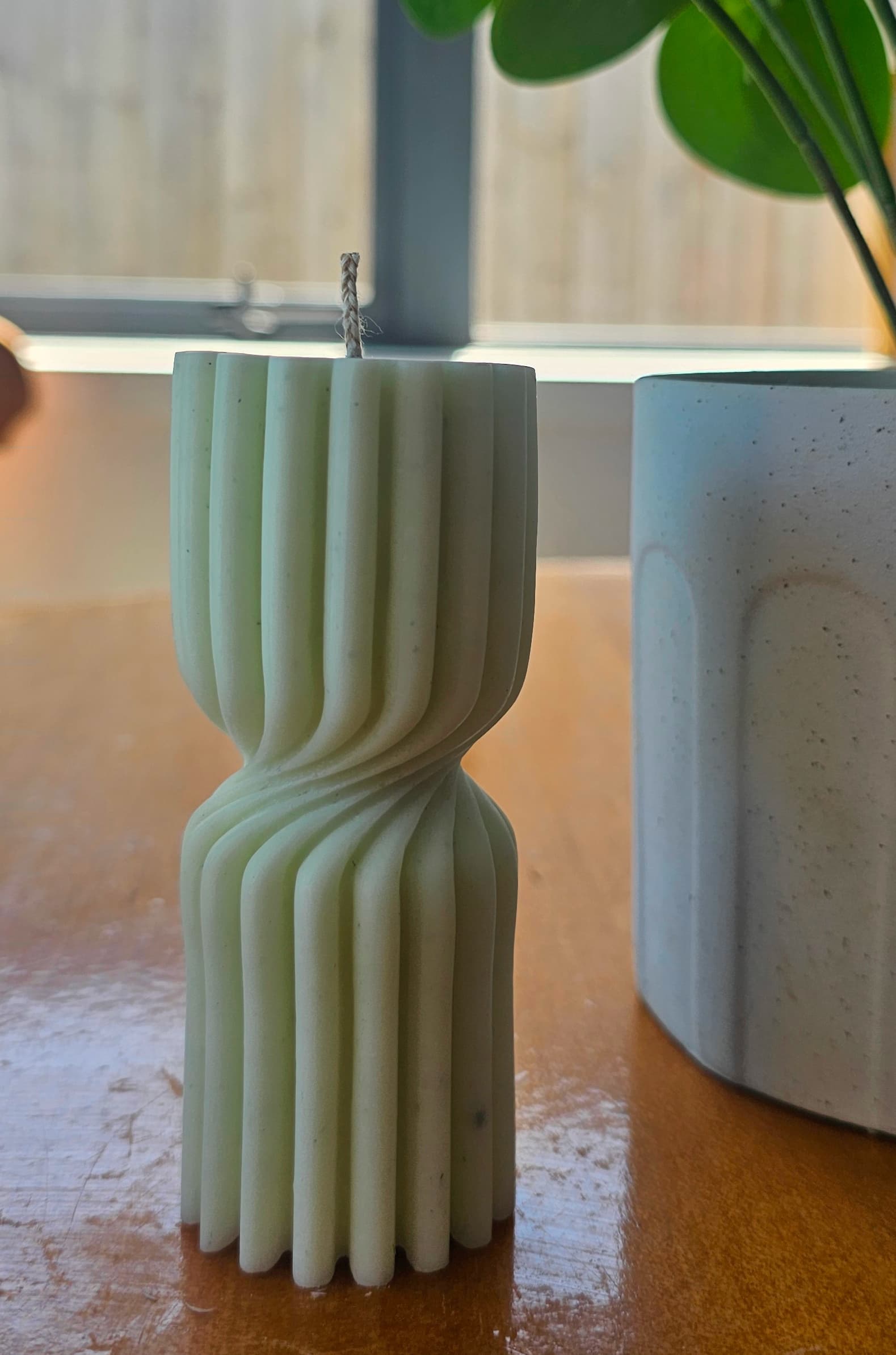 Twisted Ribbed Pillar Candle